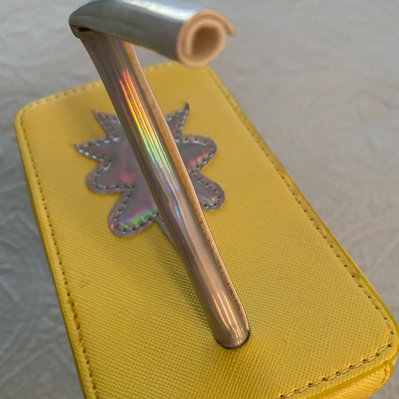 🍋 Lemonade Cross Body Purse w/ a Straw - Picture 9 of 12